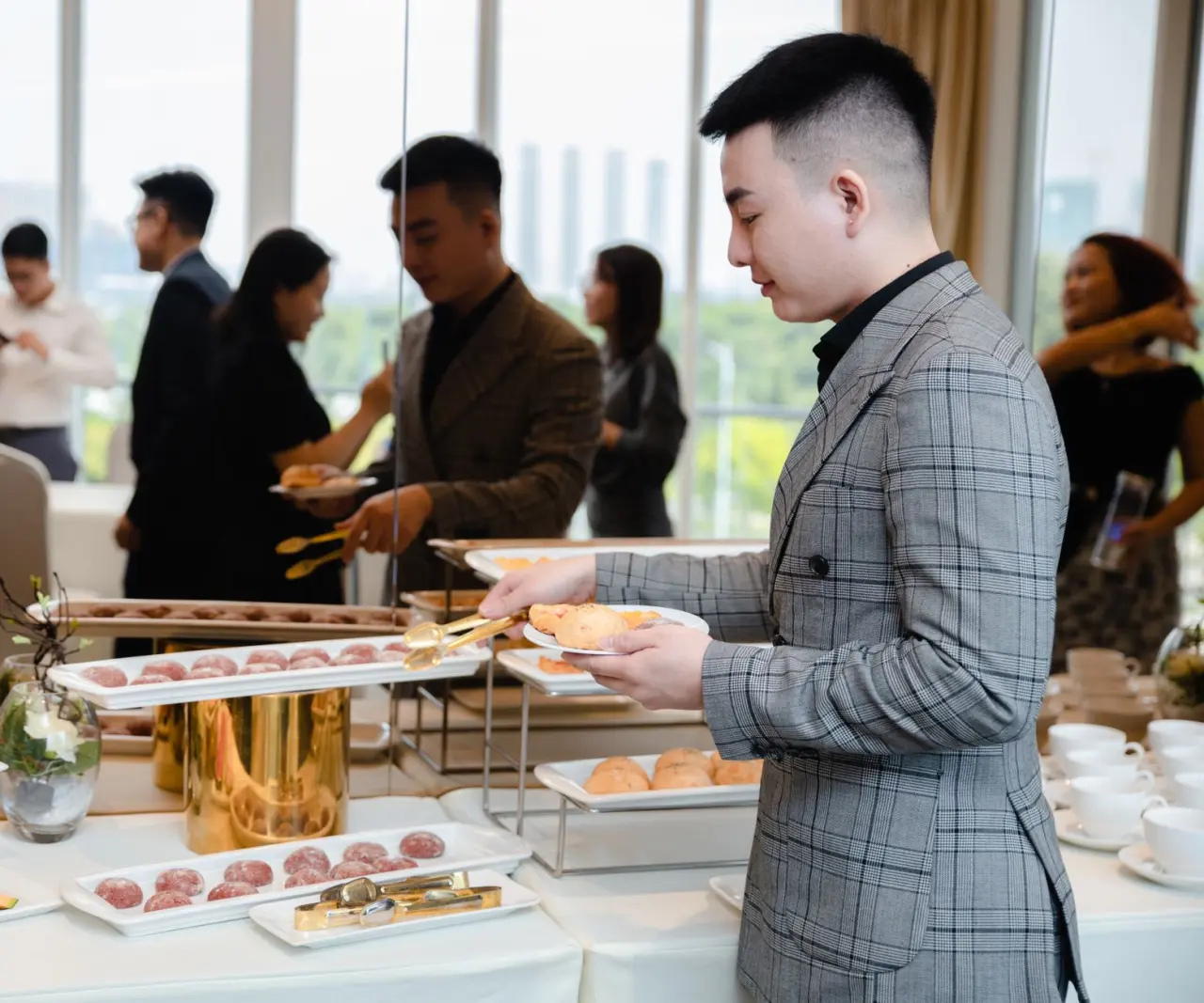 上海企业年会餐饮服务全流程解析：从方案定制到现场执行正文配图 1